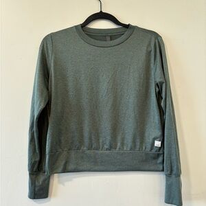 Vuori Daydream Crew Light Heather Green Women's Long Sleeve Performance Top S